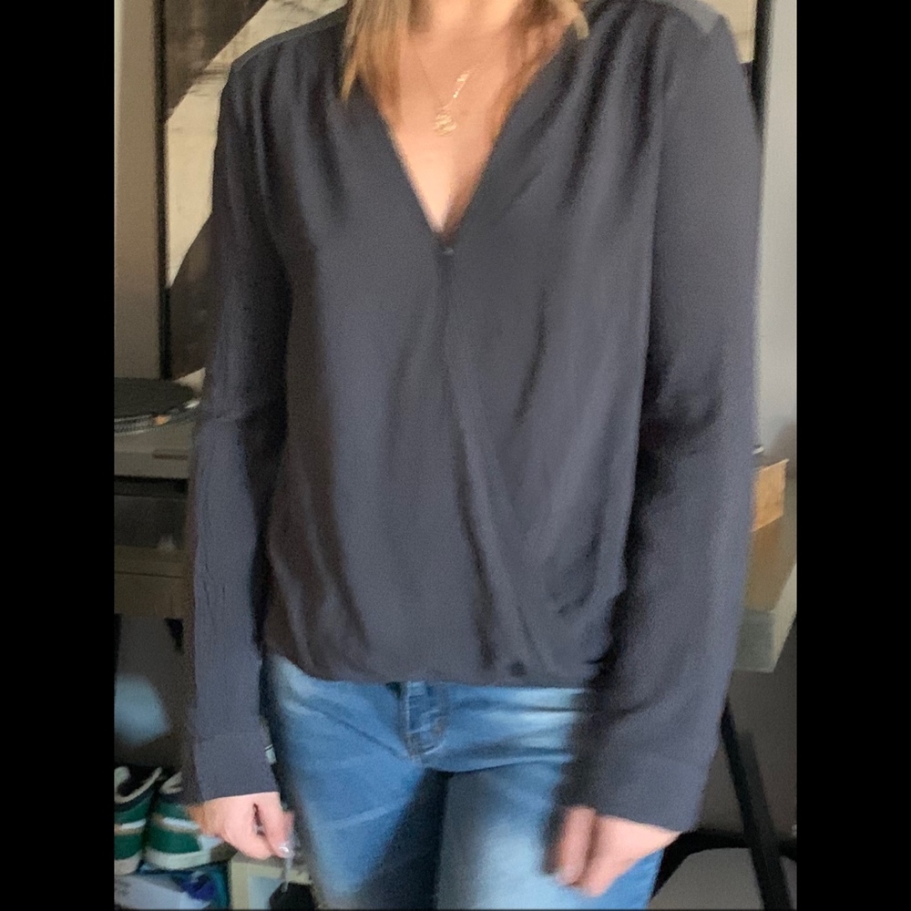 Splendid Slate/Grey Draped One Snap Top M